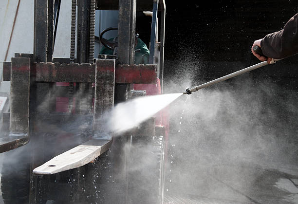 Best Sidewalk Pressure Washing  in Dale, IN